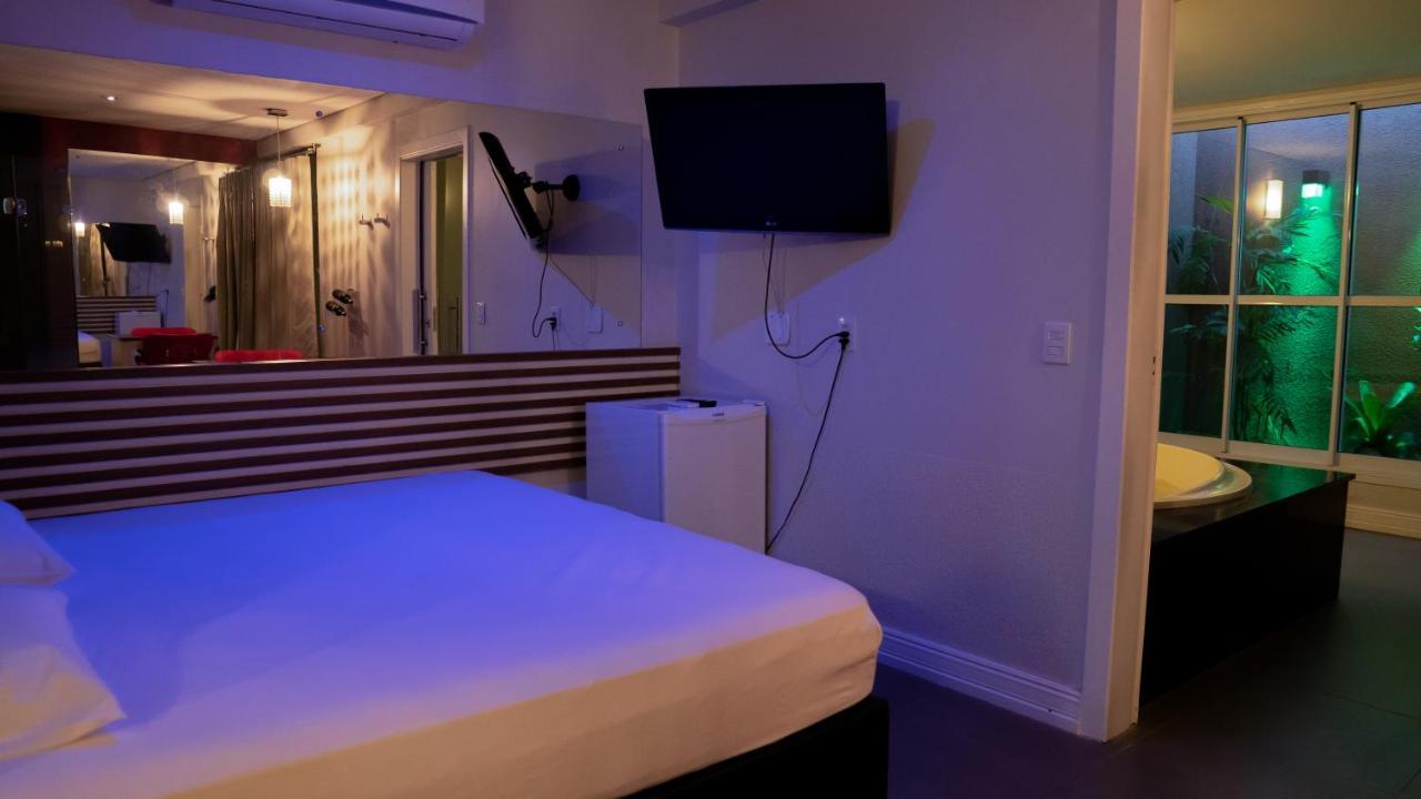 Bangalo Motel By Drops (Adults Only) Santa Maria  Exteriör bild