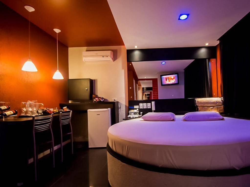 Bangalo Motel By Drops (Adults Only) Santa Maria  Exteriör bild